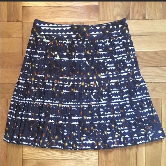 JCrew floral pleated geo skirt - Picture 2 of 8